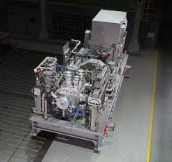 Man-turbo compressor